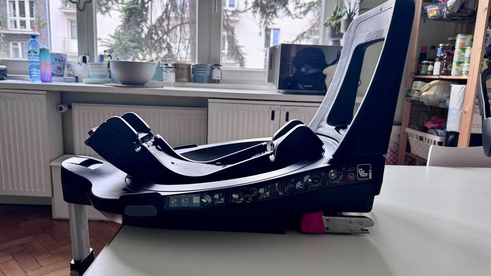 Fotelik samochodowy Britax Safe Pro + Flex Base 5z (Nowy)