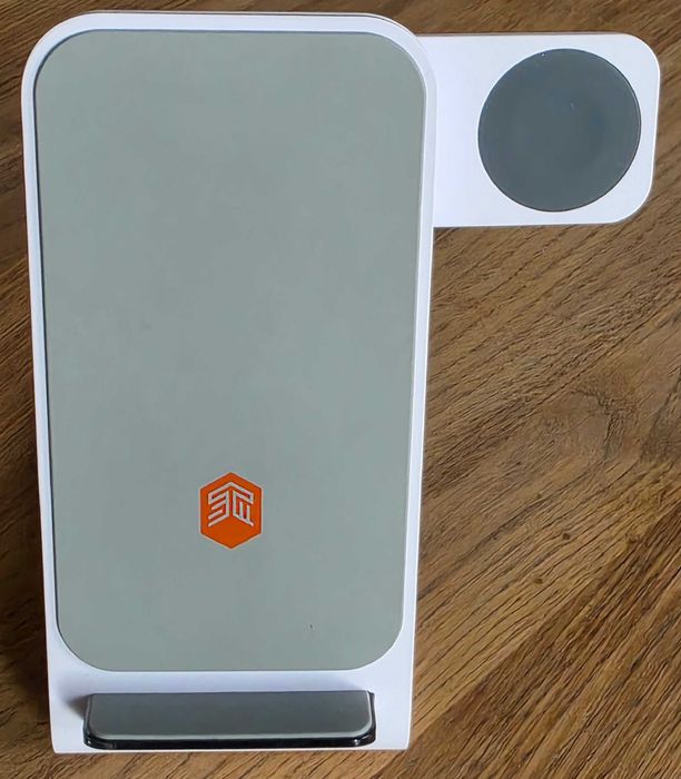 Ładowarka indukcyjna STM ChargeTree 3in1