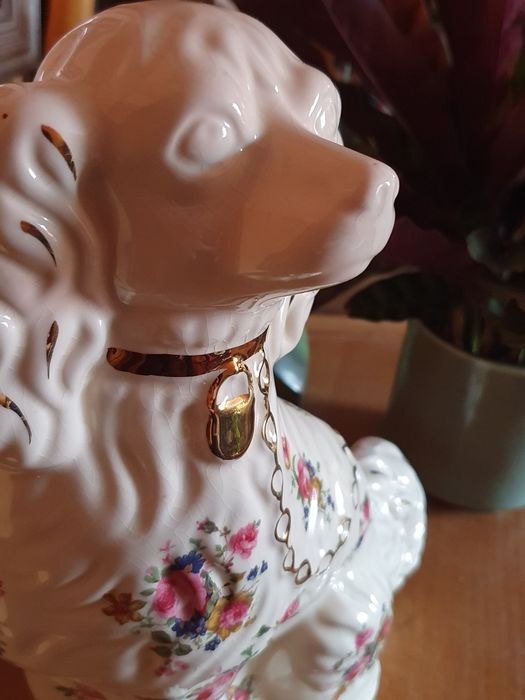 Wiktorianski porcelanowy pies kominkowy Staffordshire UK