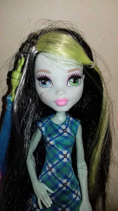 Кукла Монстер Хай Monster High Френки Штейн Монстр Хай Высоковольтная