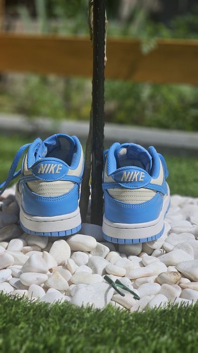 Nike Dunk Low Azuis e Brancas - Tam. 38 - Usadas, como novas