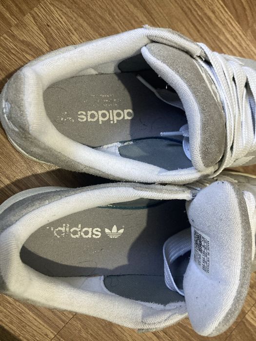 Adidas campus cinzentos