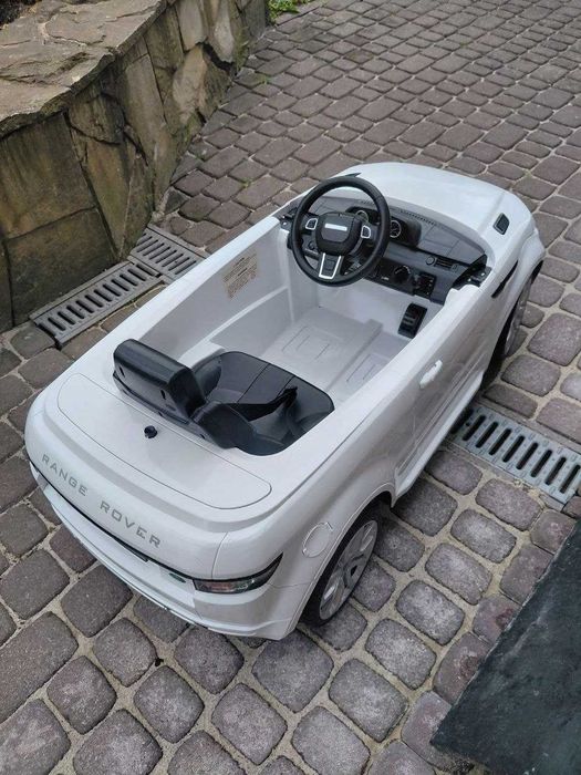 Дитячий електромобіль Range Rover