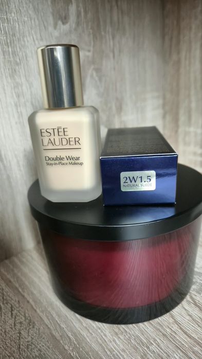 Estée Lauder Double Wear 2W1.5 Natural Suede