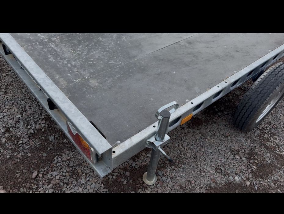 Przyczepka samochodowa 750 kg
