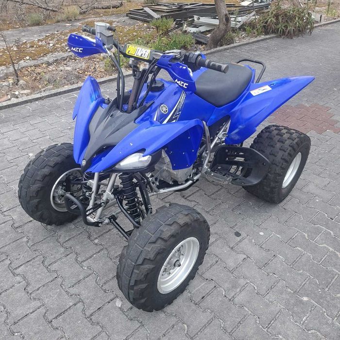 Moto4 Yamaha Raptor 250 (2011)