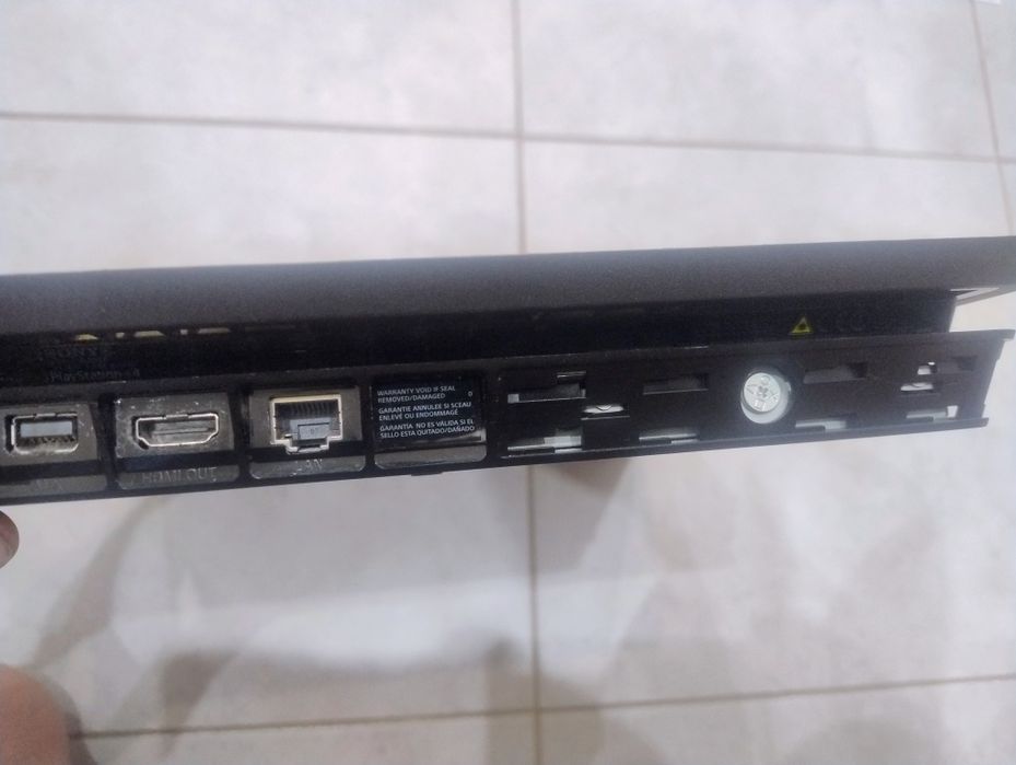 Ps 4 slim CUH-2016B