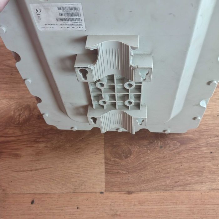 ZTE NETBOX MF-258 plus antena
