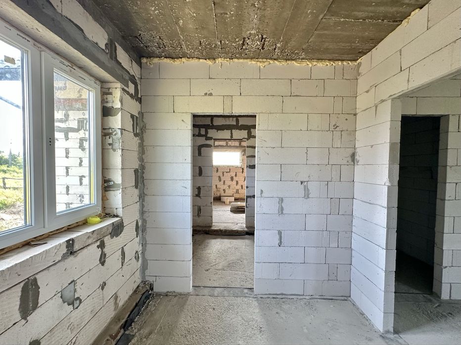 Продаж будинку біля Самбора (Воютичі)