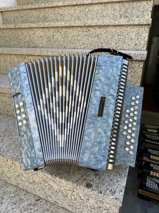 Concertina Nusbaummer 3 voz. Sol# Do# Fa#