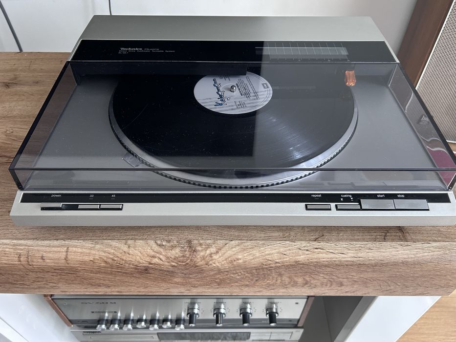 Gramofon Technics SL-QL1