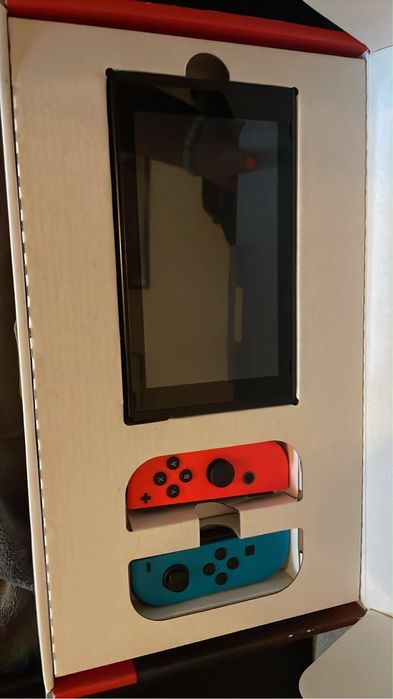 Nintendo Switch ( Como Nova )