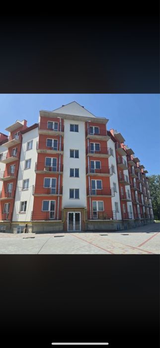 Продаж 2 к квартири . Будинок з газом та зданий . Можна по програмах