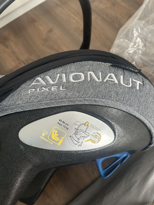 Fotelik nosidełko Avionaut Pixel 0-13 kg