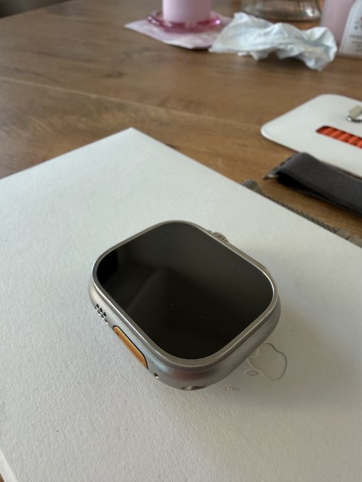 Apple Watch Ultra / Titanium Case / 49MM