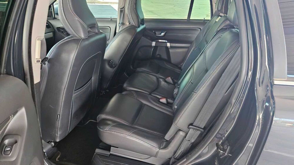 Volvo XC90      2014