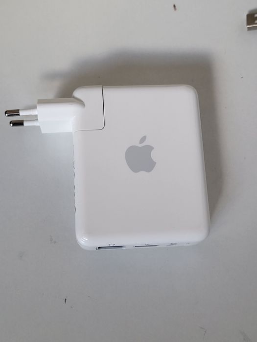 Apple AirPort Express Wi-Fi роутер