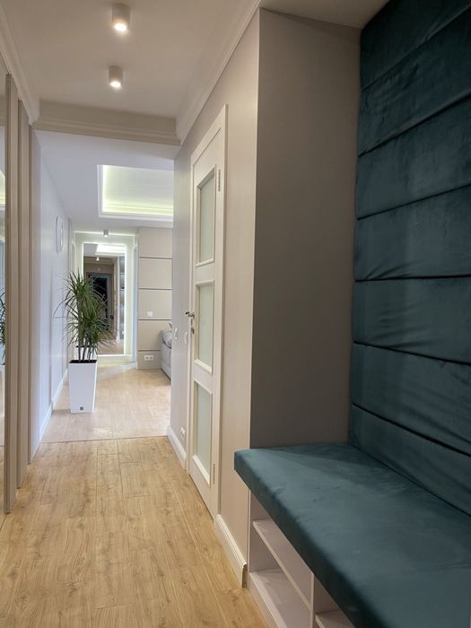 Посуточно трёхкомнатная возле Гулливера центр