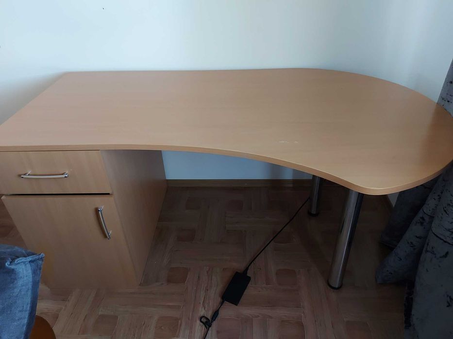 Стол письменный большой