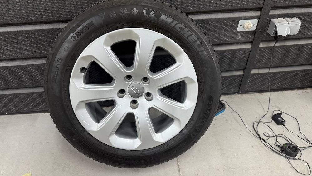 Оригинальные диски audi 17 5x112 4h0071497 Зимова гума