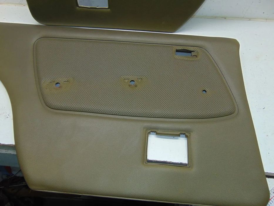Mercedes W123 quartelas