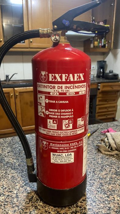Vendo Extintores - CO2 e ABC