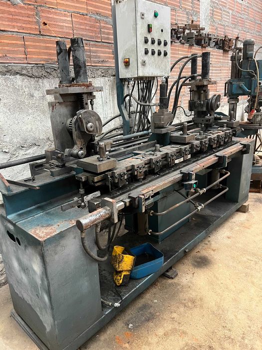 Máquina de virar estrados – 15000€