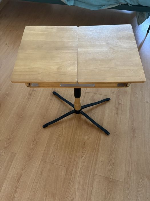 Mesa de cabeceira