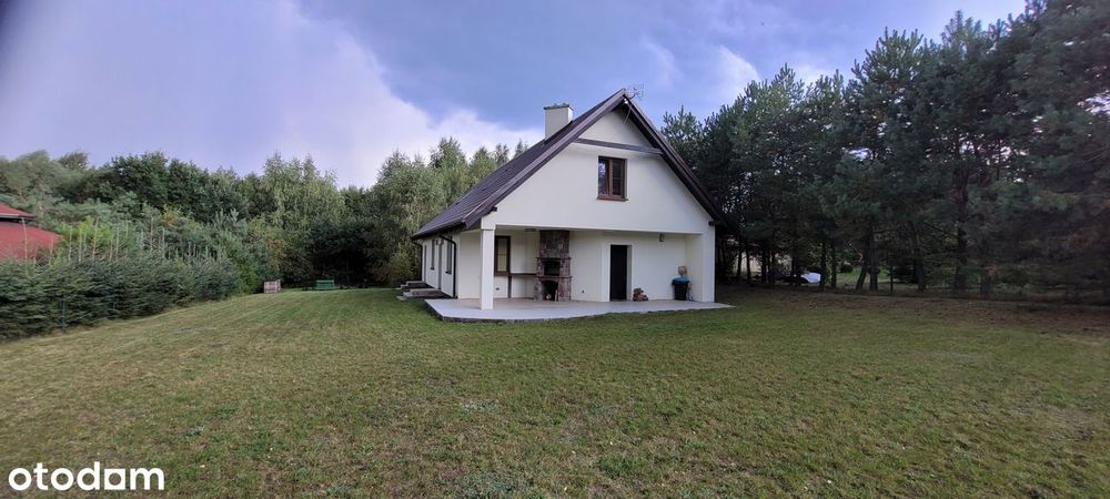 Dom wolnostojący w cichej okolicy z działką