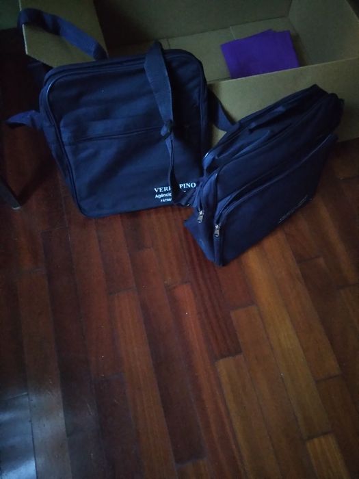 Sacos novos com bolsas