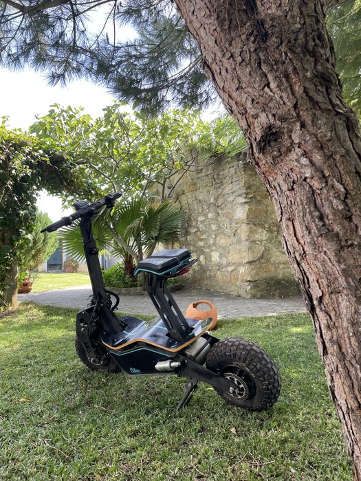 Scooter eletrica outsider