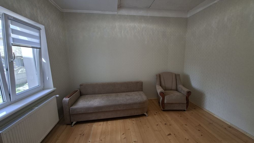 Продаж житлового будинку 220м². Ділянка 7сот.Котедж.Комунікації. Ремонт. Івано-Франківськ.Терміново