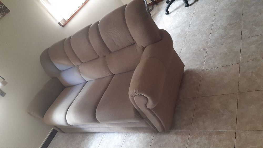 Sofá usado em bom estado
