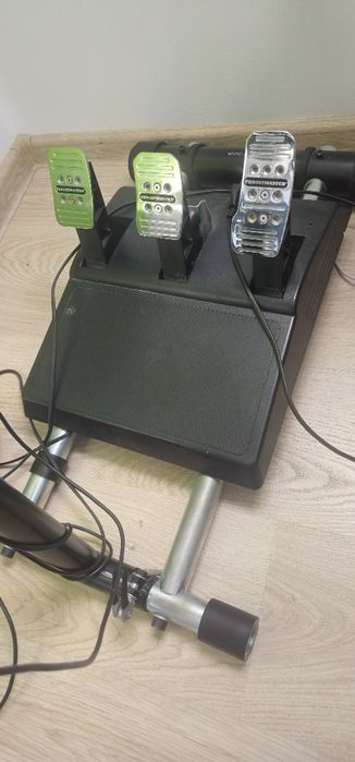 Kierownica thurstmaster tx + th8a