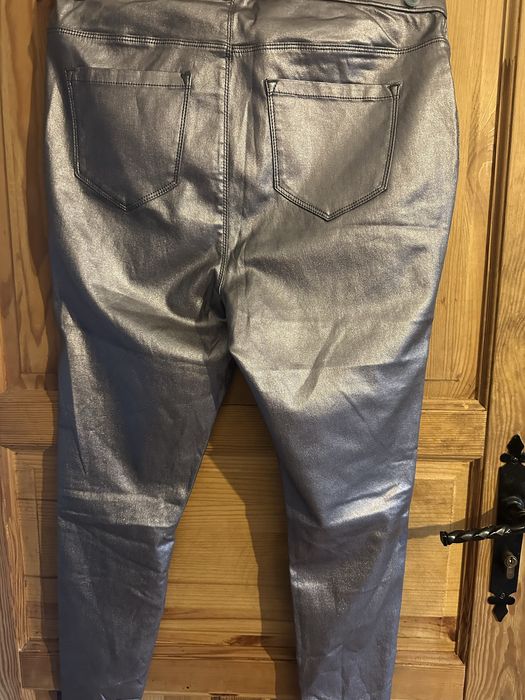 Plus size. Spodnie jegging. Roz 46