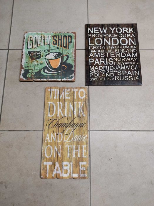 Vendo 3 quadros decorativos