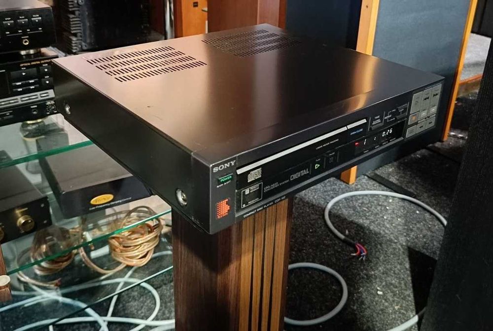 Sony CDP-102 програвач CD