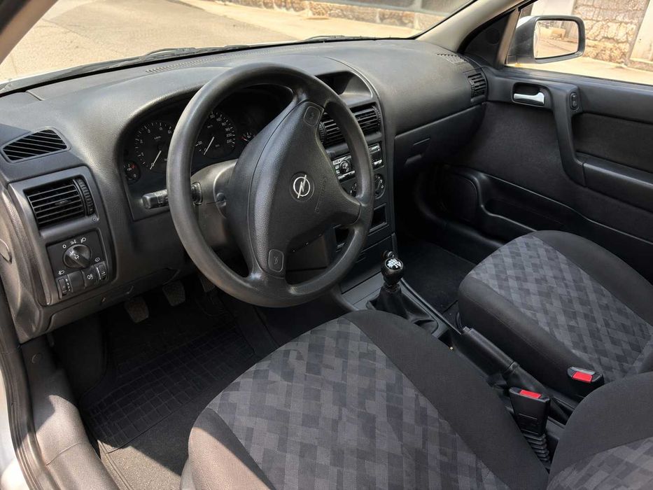 Opel Astra 1.4 16V Gasolina | 194.000 km | AC | Muito estimado