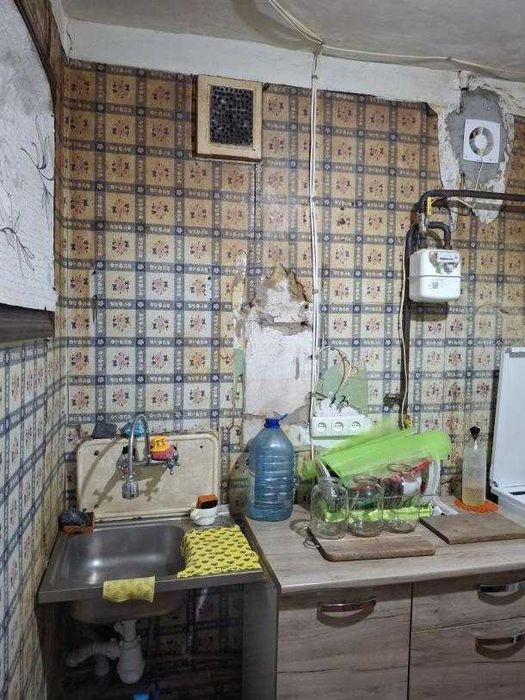 Продам 2-кімнатну квартиру Буди