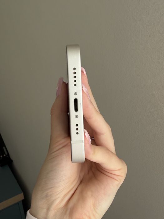 Iphone 14 biały 128gb używany
