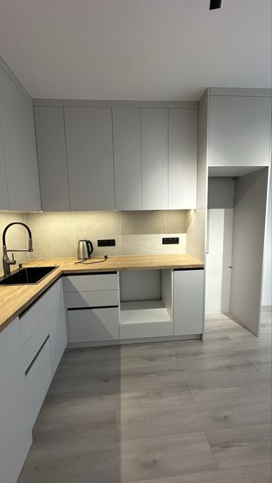 Ціна ЗНИДЕНА. Квартира з новим ремонт, єОселя до 3х років!!!