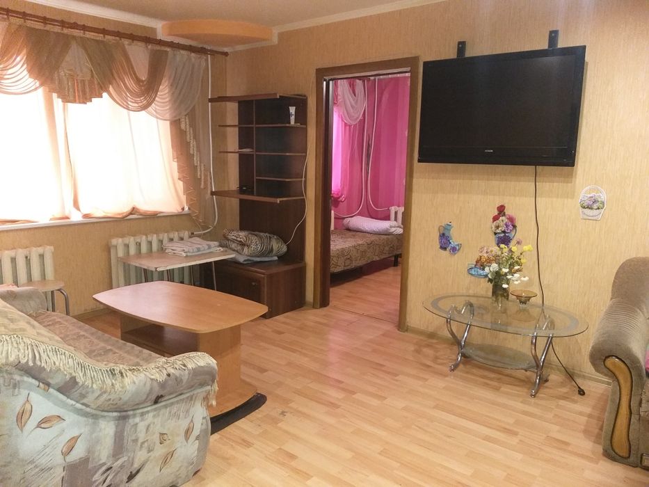 Посуточно, Соцгород, Цирк, 2х.комн ул.Соборности д.41, чек фискальн.