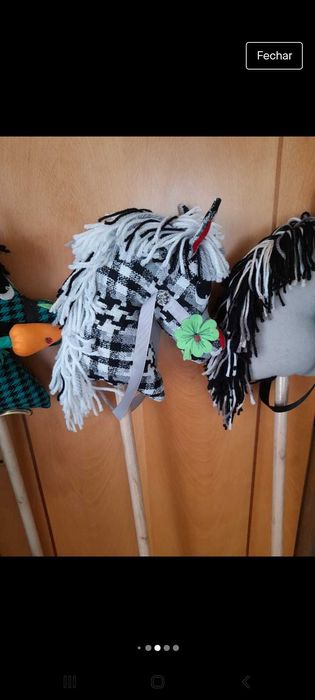 Cavalo de pau criança