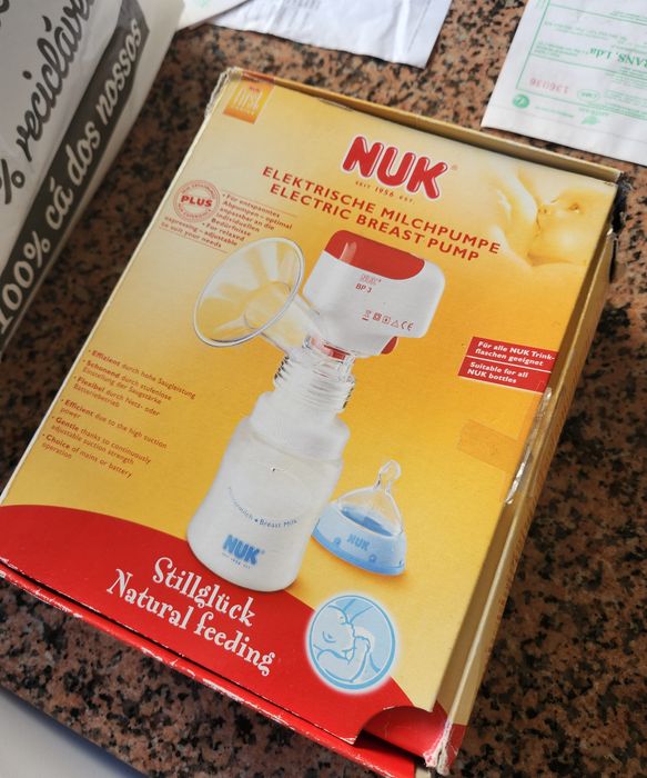 Recipientes AVENT e bomba extratora NUK