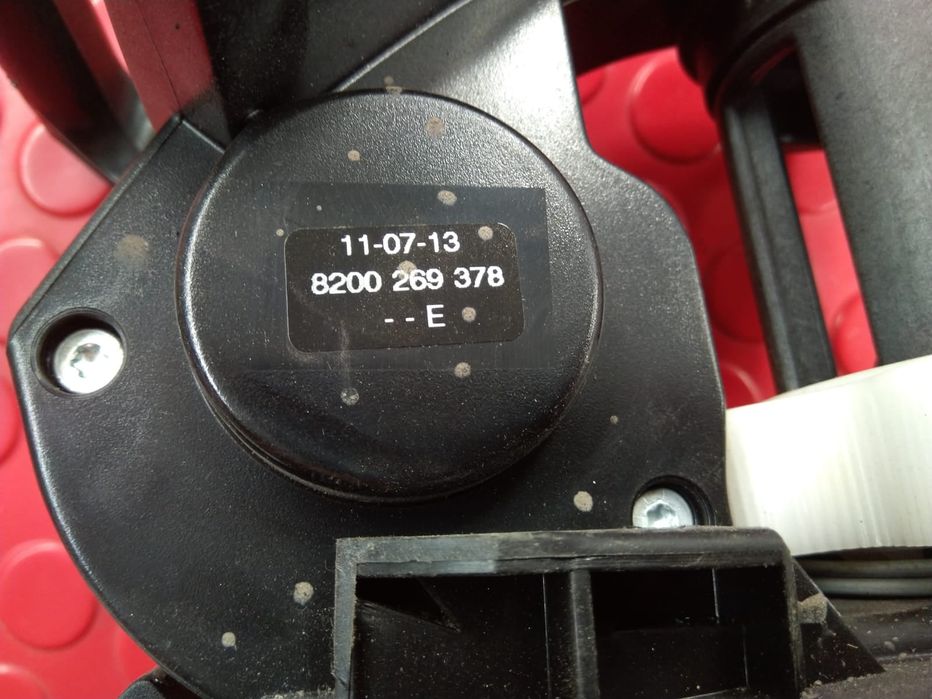 Mecanismo Pneu Suplente 8200269378 - RENAULT CLIO IV