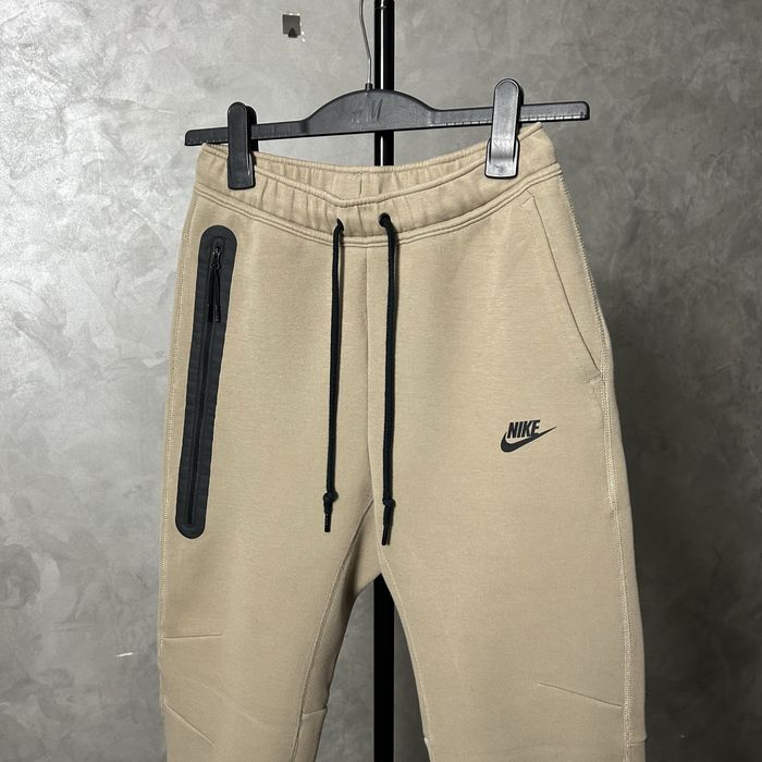 Штани Nike Tech Fleece 2025