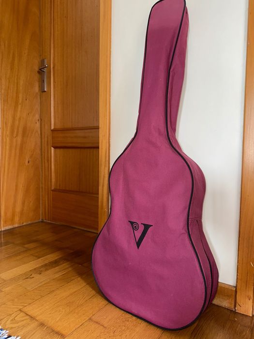 Guitarra Valência com saco de transporte