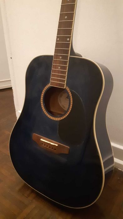 Guitarra Acústica Ashton (Azul) - pequenos reparos