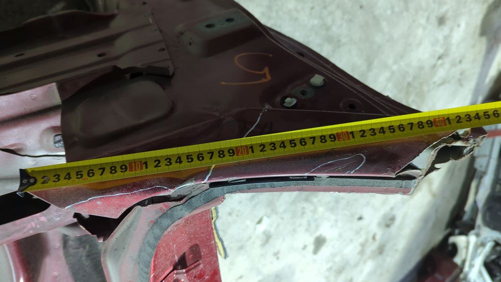 Чверть передня права для Hyundai Santa Fe 2013-2016