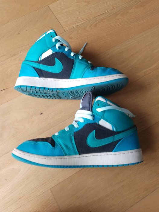Nike Air Jordan Mid 39 inspired